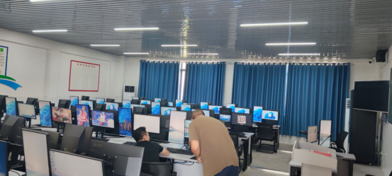 2025年10月12日实训室（3506）教学软件的安装调试